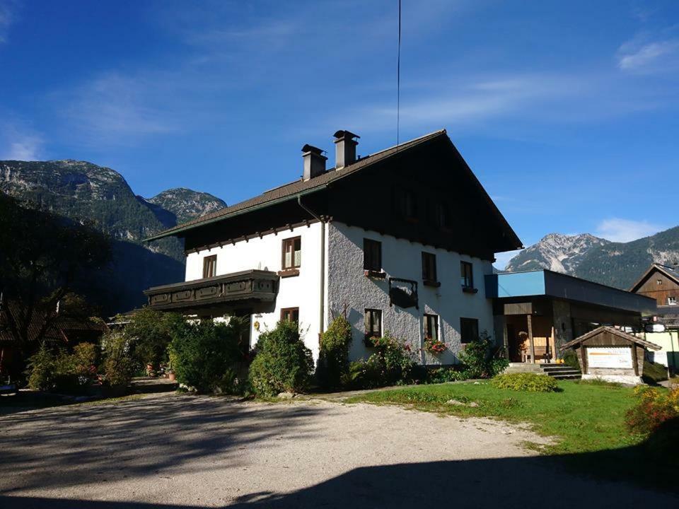 Sportpension Schober โอเบอร์ทราวน์ ภายนอก รูปภาพ